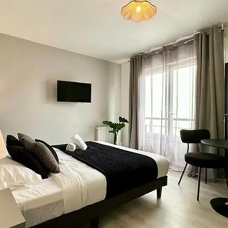 Magenta - - Charpennes Villeurbanne